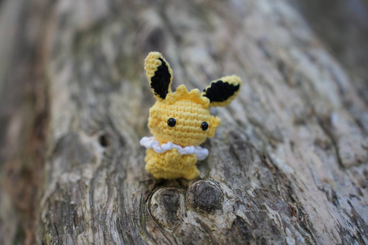 Crochet Jolteon